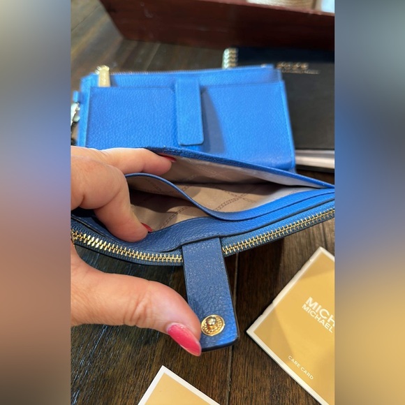 Michael Kors Jet Set Double Zip Wristlet - Picture 7 of 9